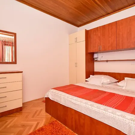 Apartman Antonio *